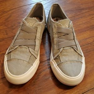 Blowfish Malibu Slip On shoe's